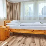 Silver Major بيت ضيافة Kaba