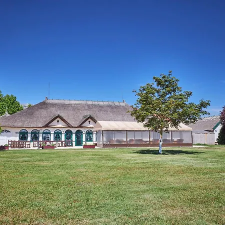 Silver Major Πανσιόν 4*